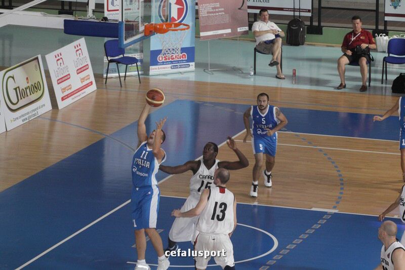 110918 basket 229_tn.jpg